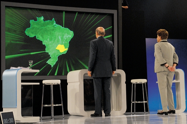 José Serra e Dilma Rousseff durante debate da TV Globo, na sexta: independente do resultado, candidatos precisam se unir pelo País